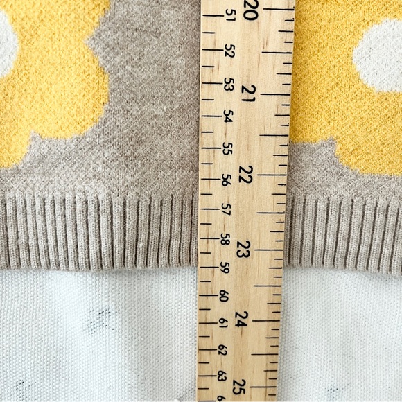 Cynthia Rowley Yellow Poppy Floral Sweater – Greige Crewneck Pullover, Medium - Picture 10 of 12